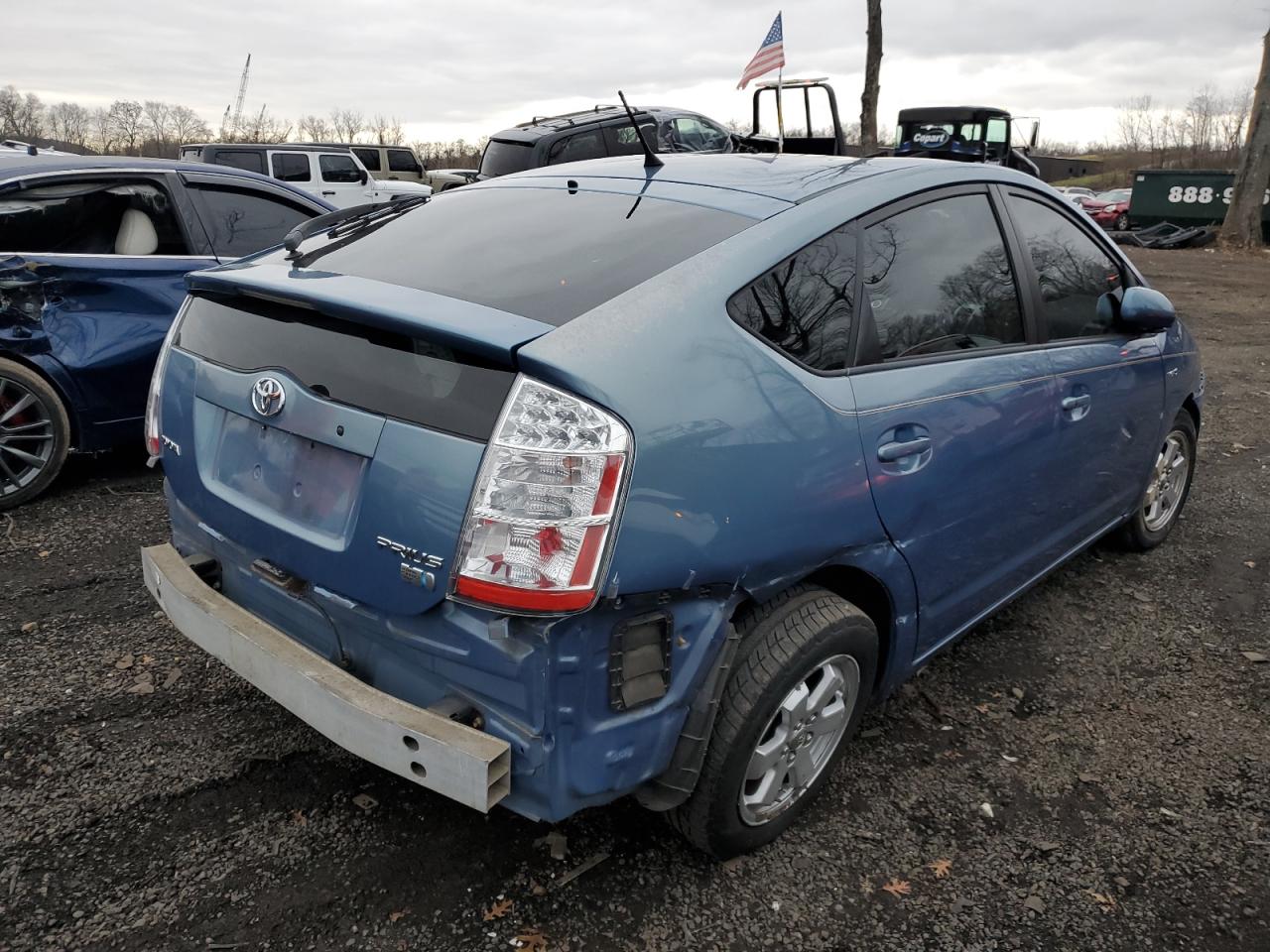 Image 3 of 2007 TOYOTA PRIUS  2007 with VIN JTDKB20U377568794