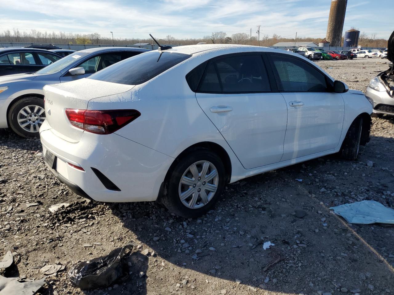 Изображение 3 2022 KIA RIO LX 2022 с VIN 3KPA24AD8NE491648
