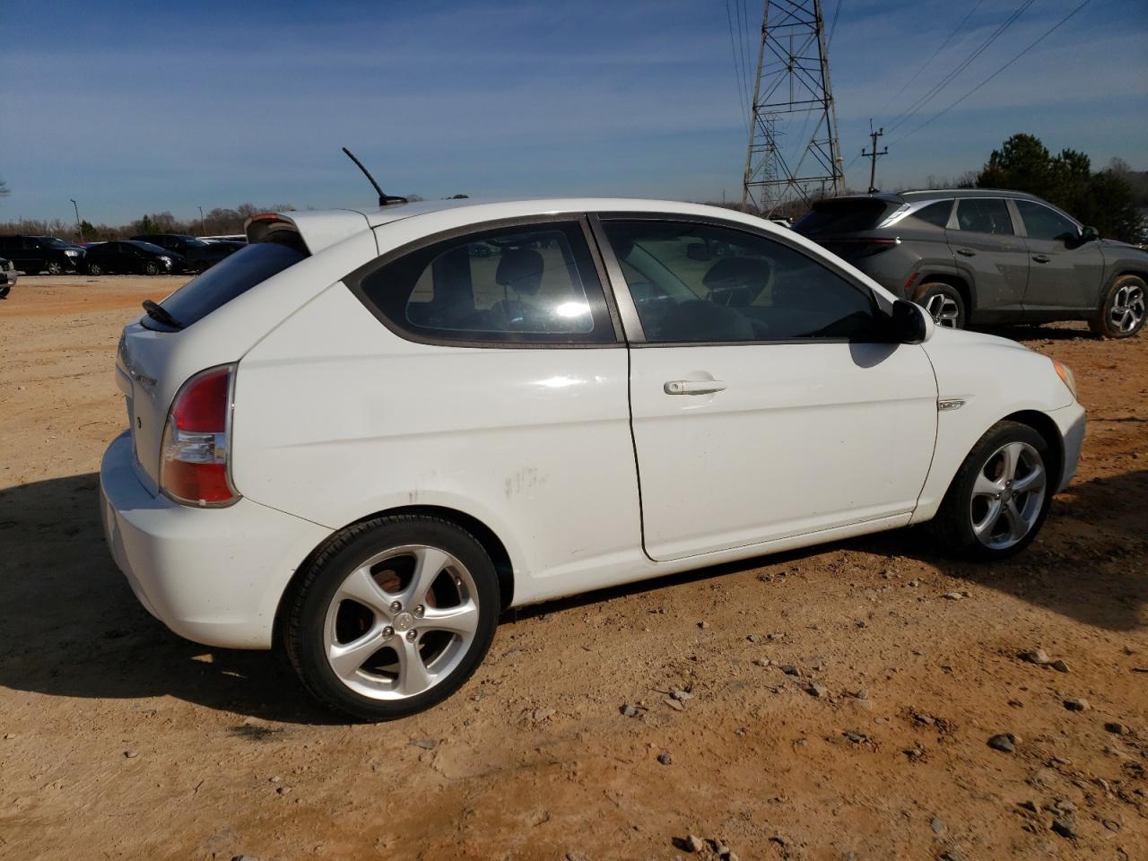 Image 3 of 2008 HYUNDAI ACCENT SE 2008 with VIN KMHCN36C68U079448