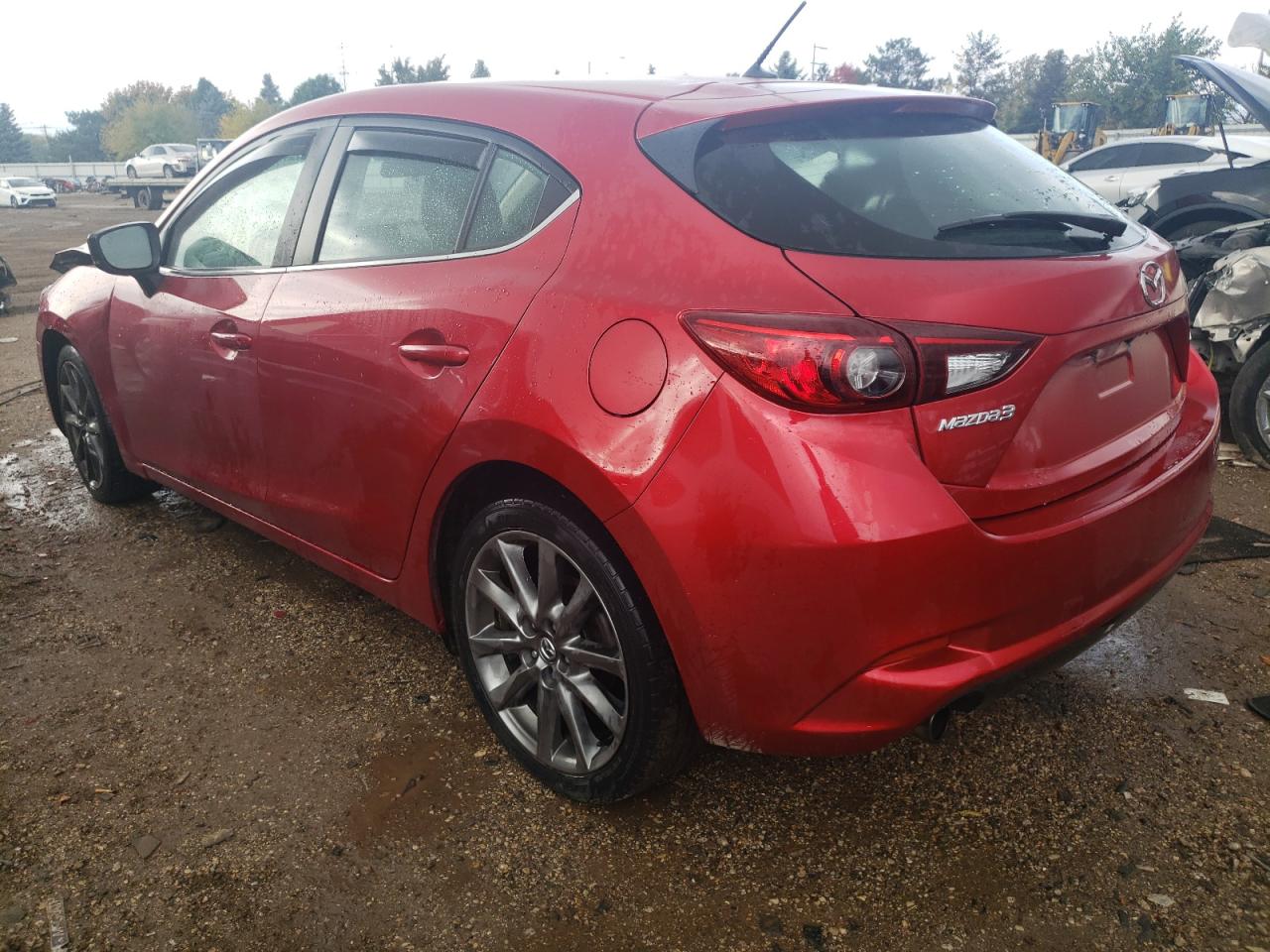 Изображение 2 2018 MAZDA 3 TOURING 2018 с VIN 3MZBN1L32JM245075