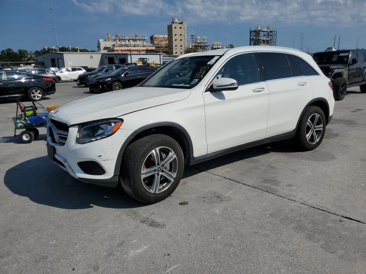 Image 1 of 2019 MERCEDES-BENZ GLC 300 2019 with VIN WDC0G4JB2K1005002