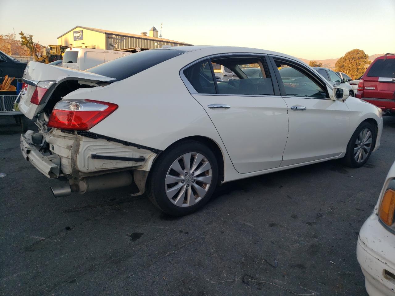 Image 3 of 2013 HONDA ACCORD EXL 2013 with VIN 1HGCR2F88DA275239