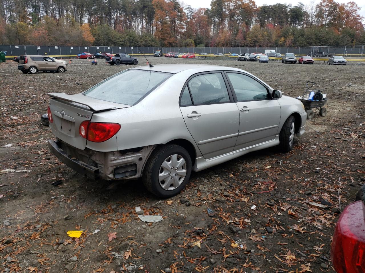 Obraz 3 z 2003 TOYOTA COROLLA CE 2003 z VIN 2T1BR32E33C102167