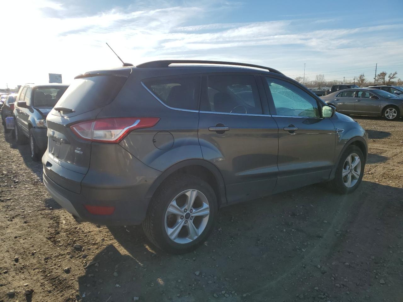Obraz 3 z 2016 FORD ESCAPE SE 2016 z VIN 1FMCU9GXXGUC62468