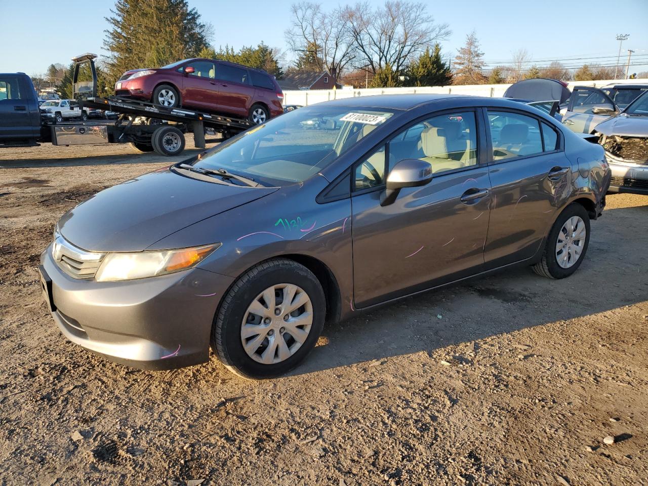 Obraz 1 z 2012 HONDA CIVIC LX 2012 z VIN 19XFB2F58CE350703