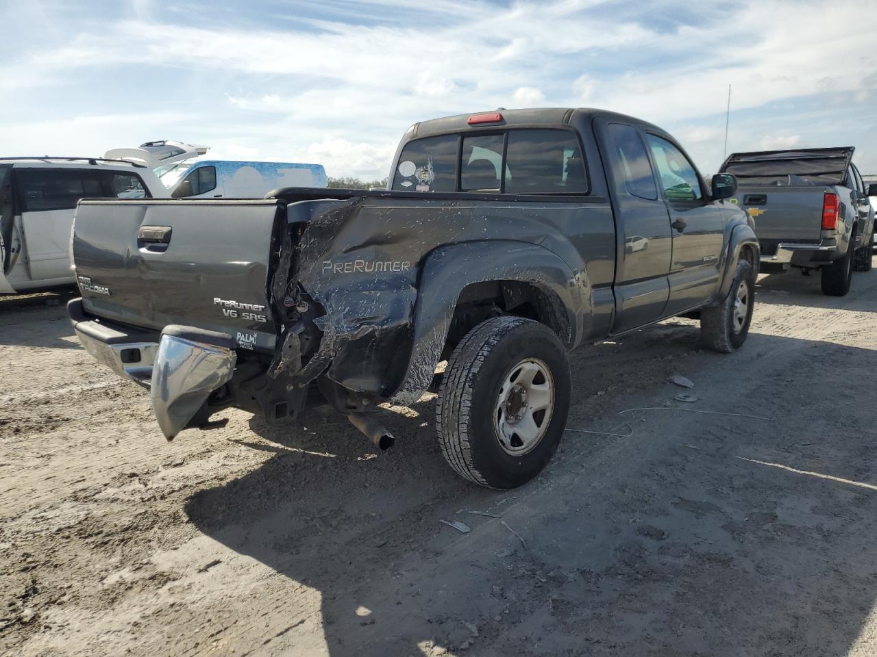 Image 3 of 2010 TOYOTA TACOMA PRERUNNER ACCESS CAB 2010 with VIN 5TETU4GN3AZ677586