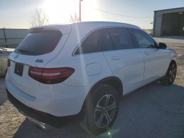 Image 3 of 2018 MERCEDES-BENZ GLC 300 2018 with VIN WDC0G4JB7JV043672