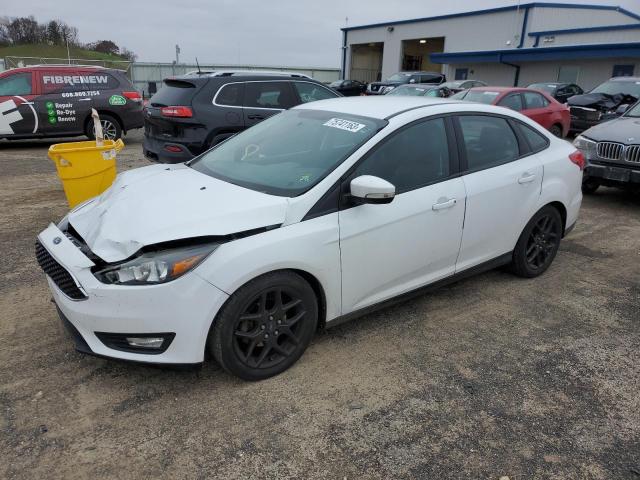 Image 1 of 2016 FORD FOCUS SE 2016 with VIN 1FADP3F21GL330218