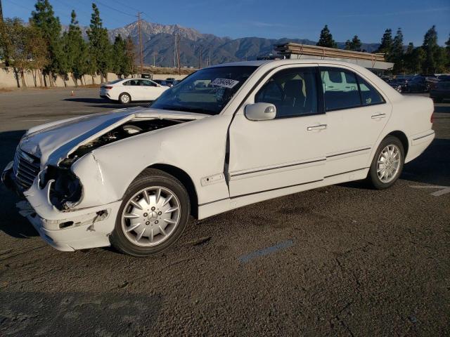 Image 1 of 2001 MERCEDES-BENZ E-CLASS 320 2001 with VIN WDBJF65J01B257526