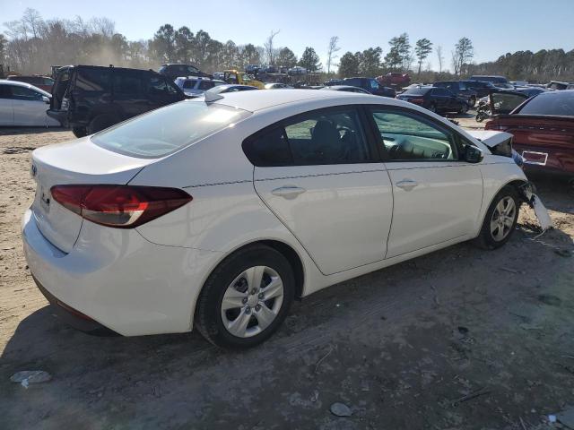 Obraz 3 z 2017 KIA FORTE LX 2017 z VIN 3KPFK4A7XHE084810