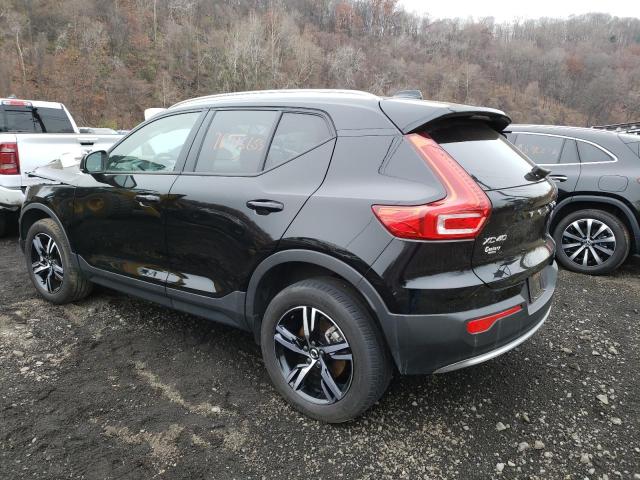 Image 2 of 2023 VOLVO XC40 CORE 2023 with VIN YV4K92HK1P2963565