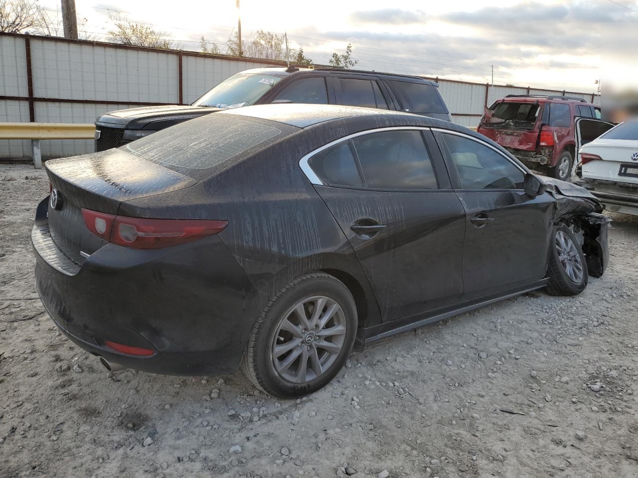 Изображение 3 2021 MAZDA 3  2021 с VIN 3MZBPAA71MM206319
