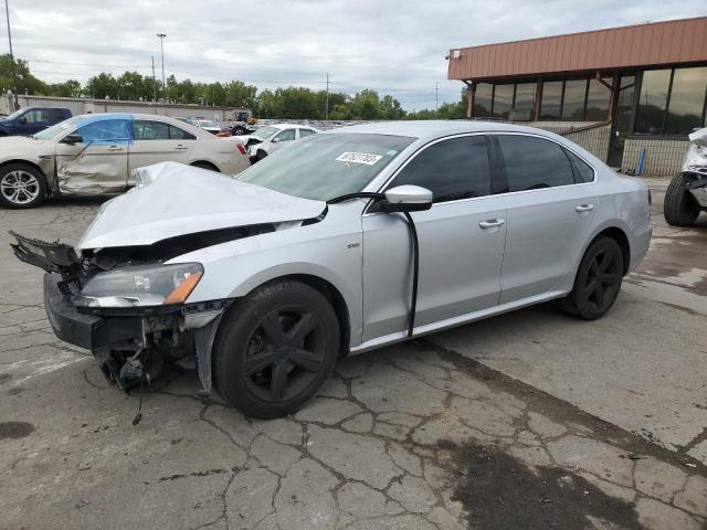 Image 1 of 2015 VOLKSWAGEN PASSAT S 2015 with VIN 1VWAS7A30FC120983