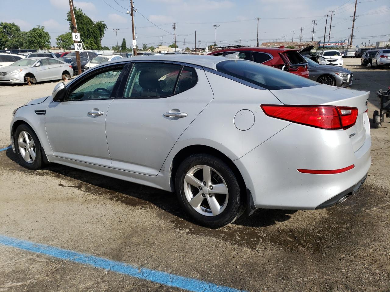 Obraz 2 z 2015 KIA OPTIMA LX 2015 z VIN 5XXGM4A77FG486335