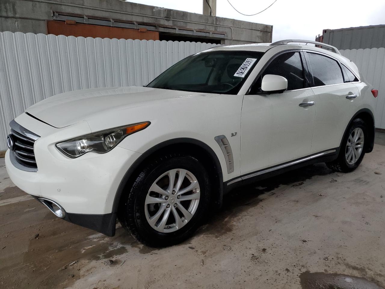 Image 1 of 2016 INFINITI QX70  2016 with VIN JN8CS1MU7GM130147