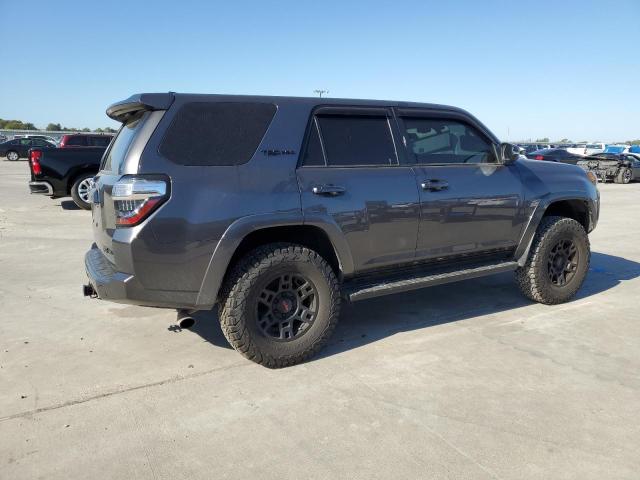 Obraz 3 z 2020 TOYOTA 4RUNNER SR5/SR5 PREMIUM 2020 z VIN JTEBU5JR4L5752293