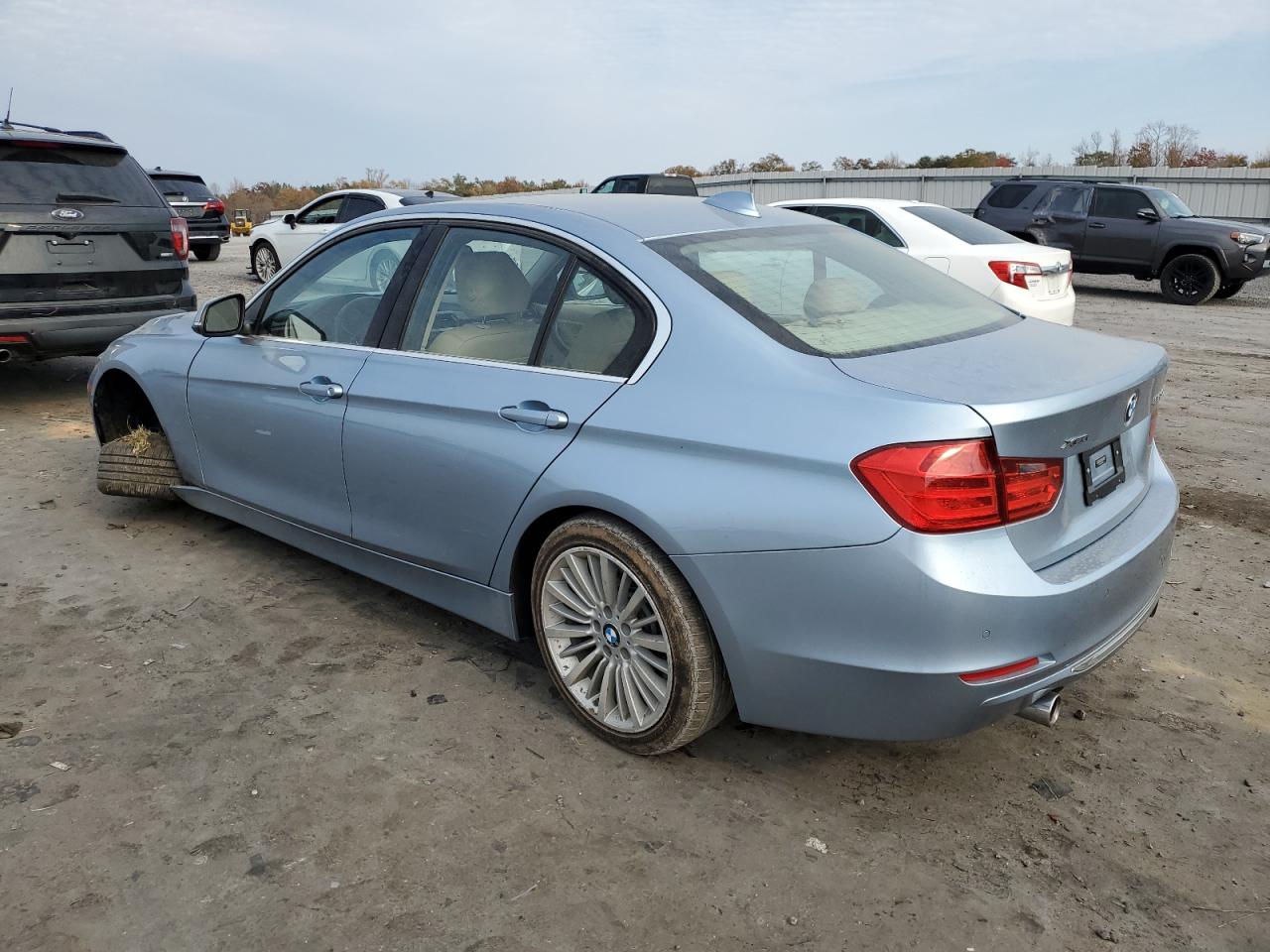 Obraz 2 z 2014 BMW 335 XI 2014 z VIN WBA3B9C59EP458361