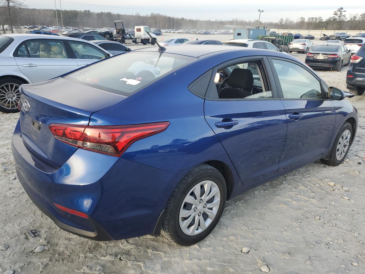 Image 3 of 2020 HYUNDAI ACCENT SE 2020 with VIN 3KPC24A67LE125333