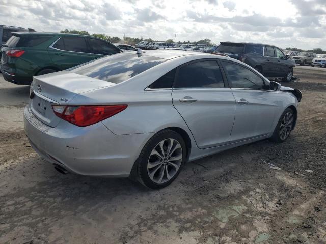Image 3 of 2013 HYUNDAI SONATA SE 2013 with VIN 5NPEC4AB7DH776557