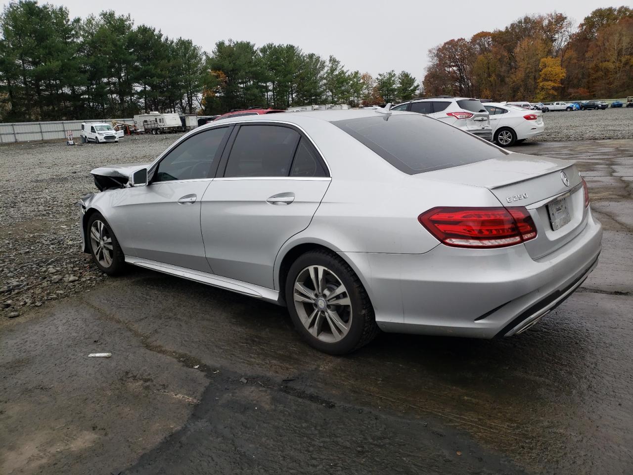 Image 2 of 2014 MERCEDES-BENZ E 250 BLUETEC 2014 with VIN WDDHF9HB1EA911926
