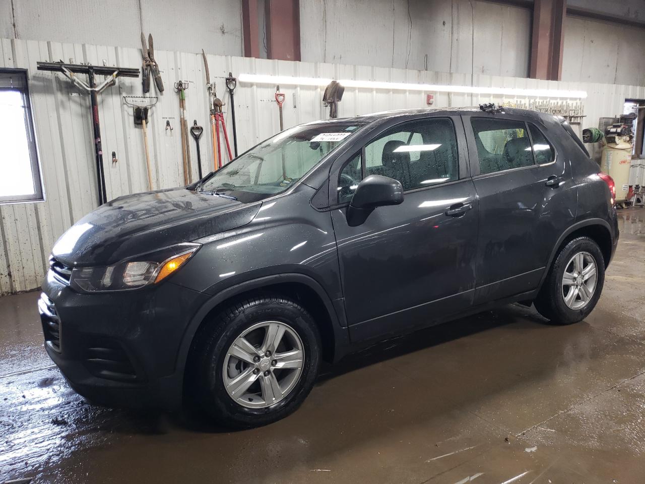 Image 1 of 2019 CHEVROLET TRAX LS 2019 with VIN 3GNCJKSBXKL214530