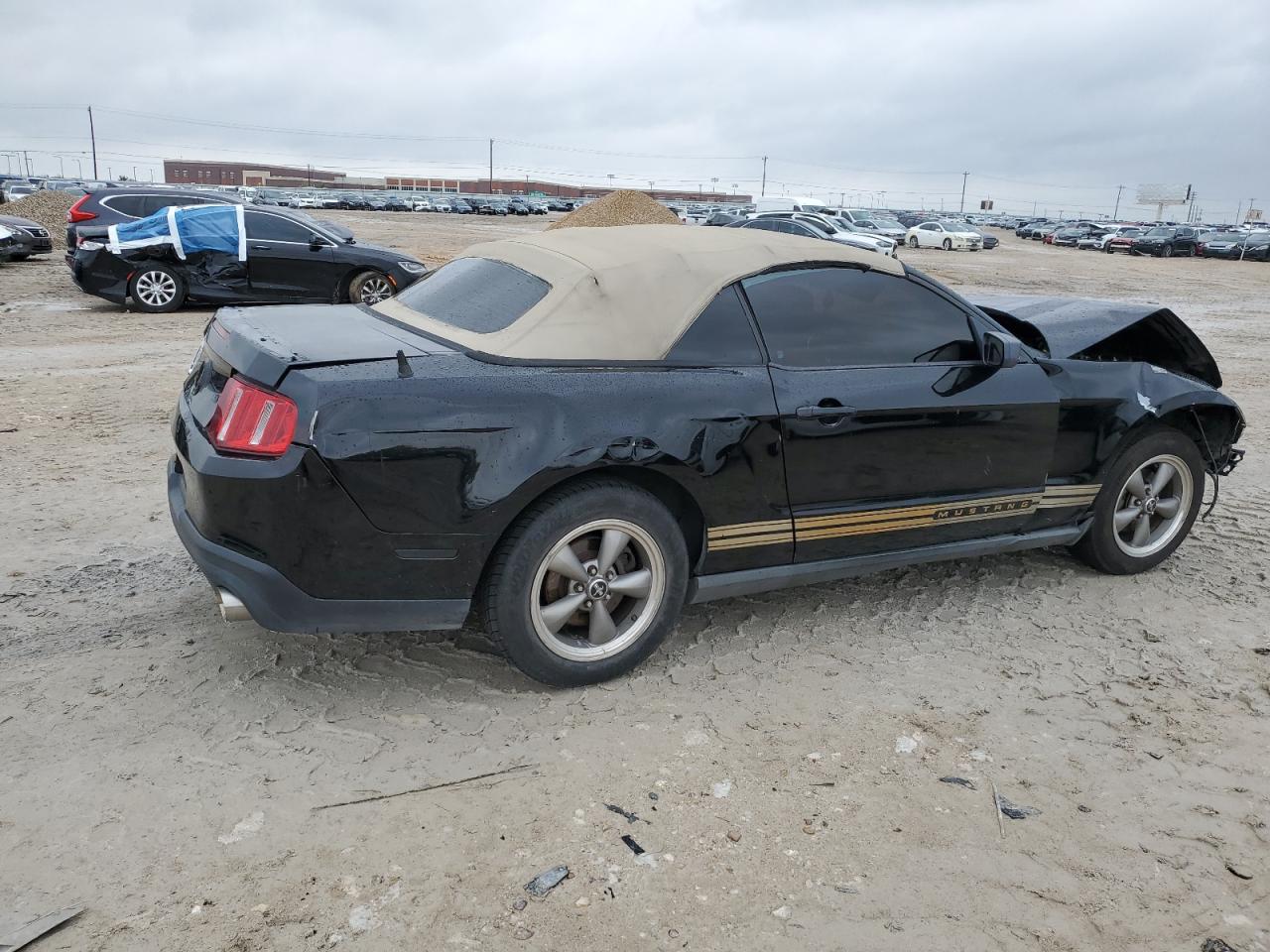 Image 3 of 2010 FORD MUSTANG  2010 with VIN 1ZVBP8ENXA5178586