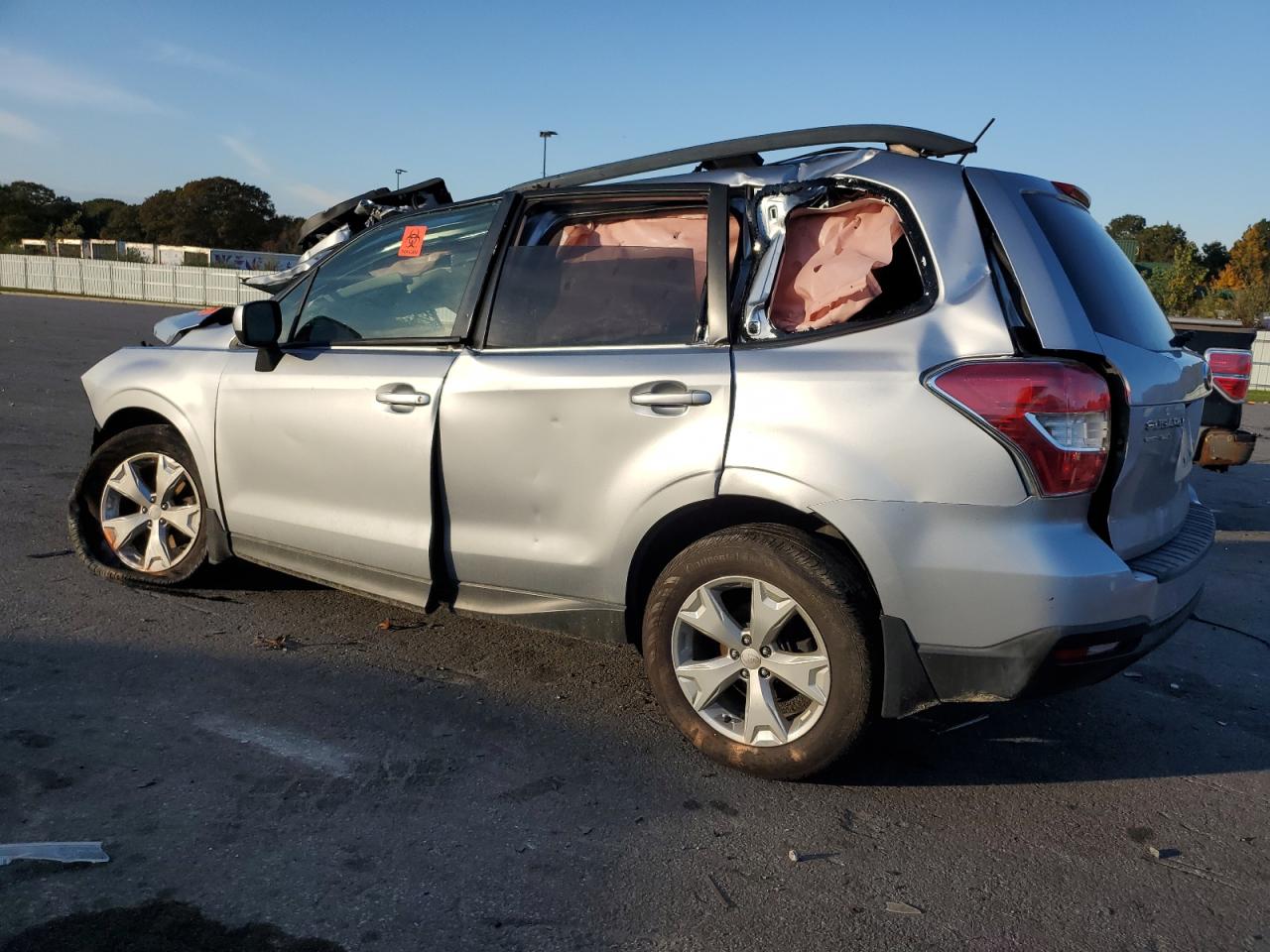 Image 2 of 2014 SUBARU FORESTER 2.5I PREMIUM 2014 with VIN JF2SJAEC7EH462015