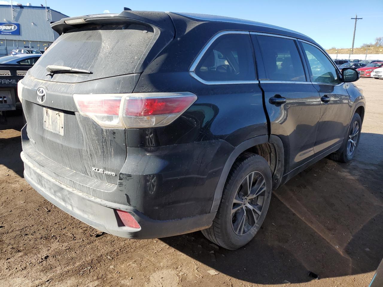 Изображение 3 2016 TOYOTA HIGHLANDER XLE 2016 с VIN 5TDJKRFH1GS287808