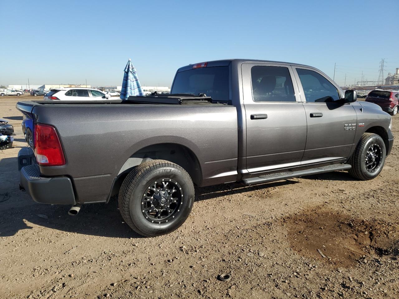 Image 3 of 2017 RAM 1500 ST 2017 with VIN 1C6RR7ST6HS701274