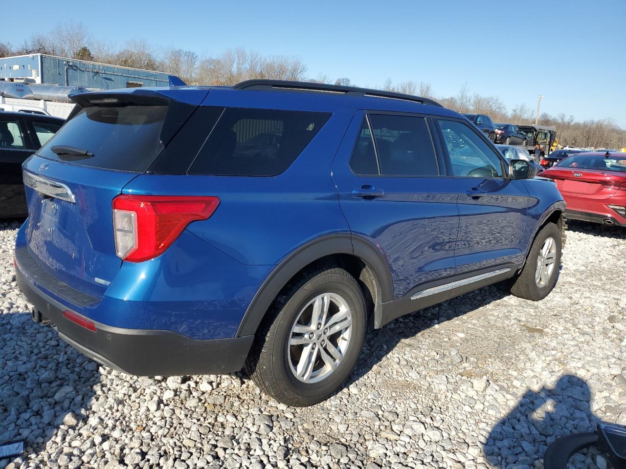 Image 3 of 2020 FORD EXPLORER XLT 2020 with VIN 1FMSK8DH9LGC57621