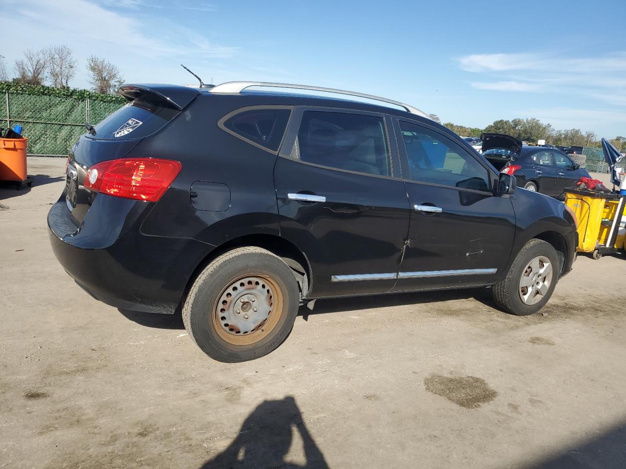 Obraz 3 z 2014 NISSAN ROGUE SELECT S 2014 z VIN JN8AS5MT9EW101143