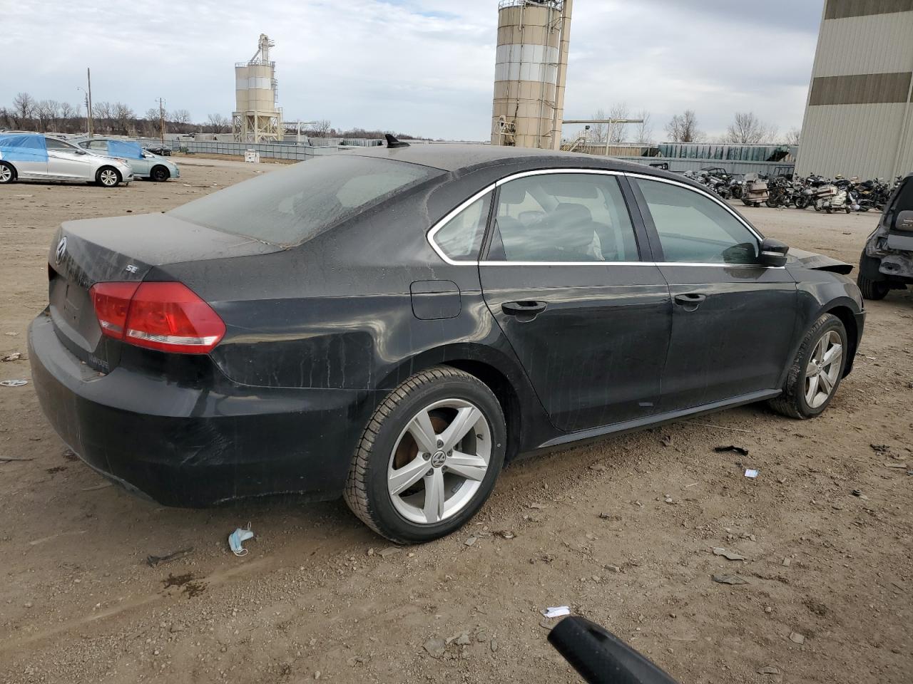 Изображение 3 2013 VOLKSWAGEN PASSAT SE 2013 с VIN 1VWBH7A36DC060269