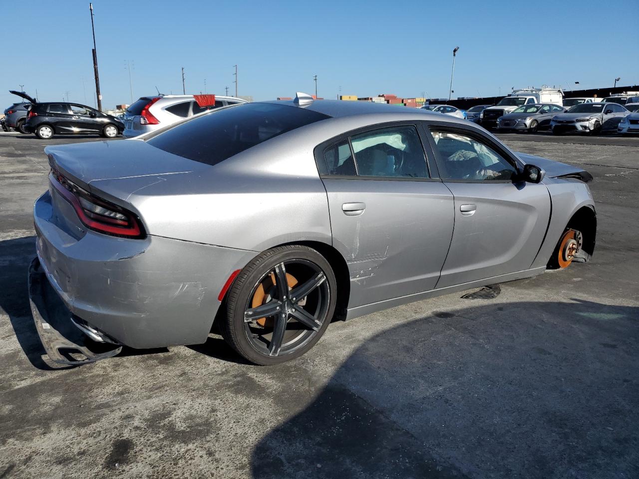 Изображение 3 2017 DODGE CHARGER SXT 2017 с VIN 2C3CDXJG0HH566113