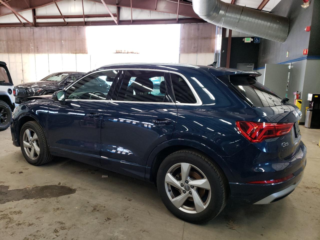 Image 2 of 2020 AUDI Q3 PREMIUM PLUS 2020 with VIN WA1BECF39L1120837