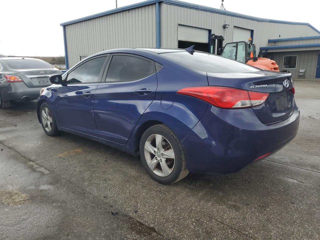 Image 2 of 2013 HYUNDAI ELANTRA GLS 2013 with VIN 5NPDH4AE0DH356694