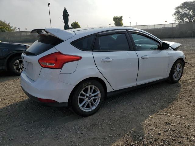 Image 3 of 2016 FORD FOCUS SE 2016 with VIN 1FADP3K24GL339033