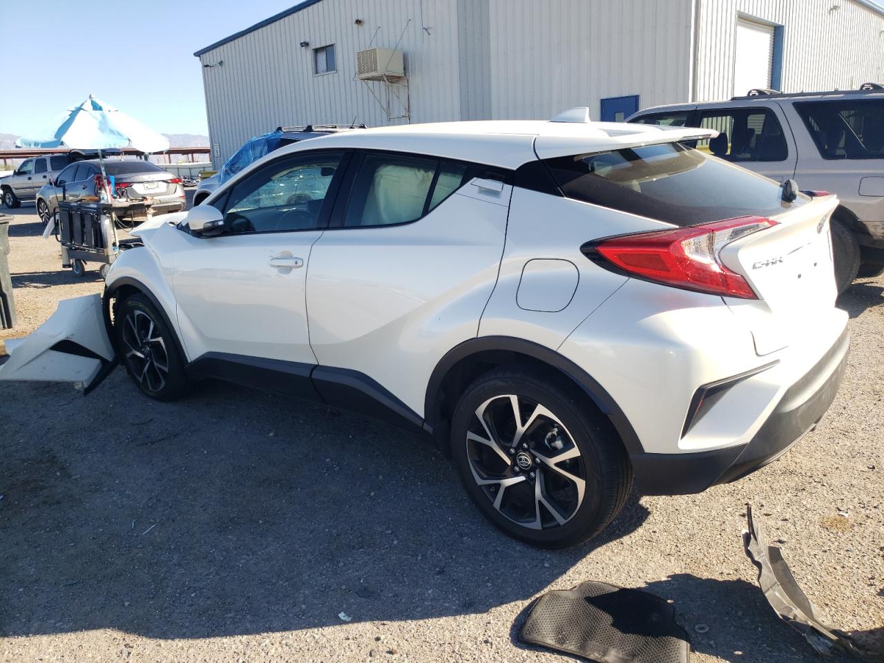 Image 2 of 2020 TOYOTA C-HR XLE 2020 with VIN JTNKHMBX4L1094087