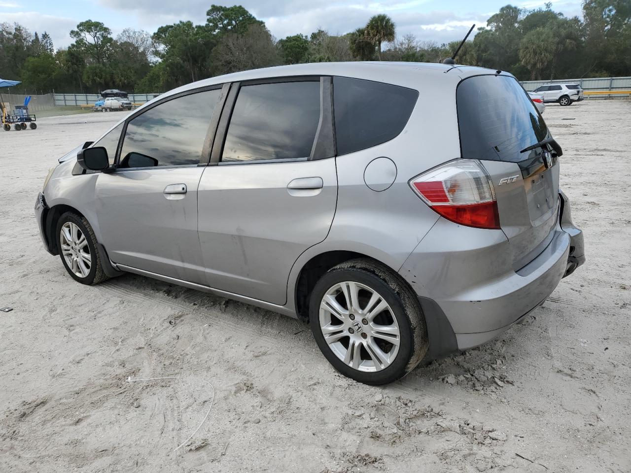 Image 2 of 2010 HONDA FIT  2010 with VIN JHMGE8H27AC001276