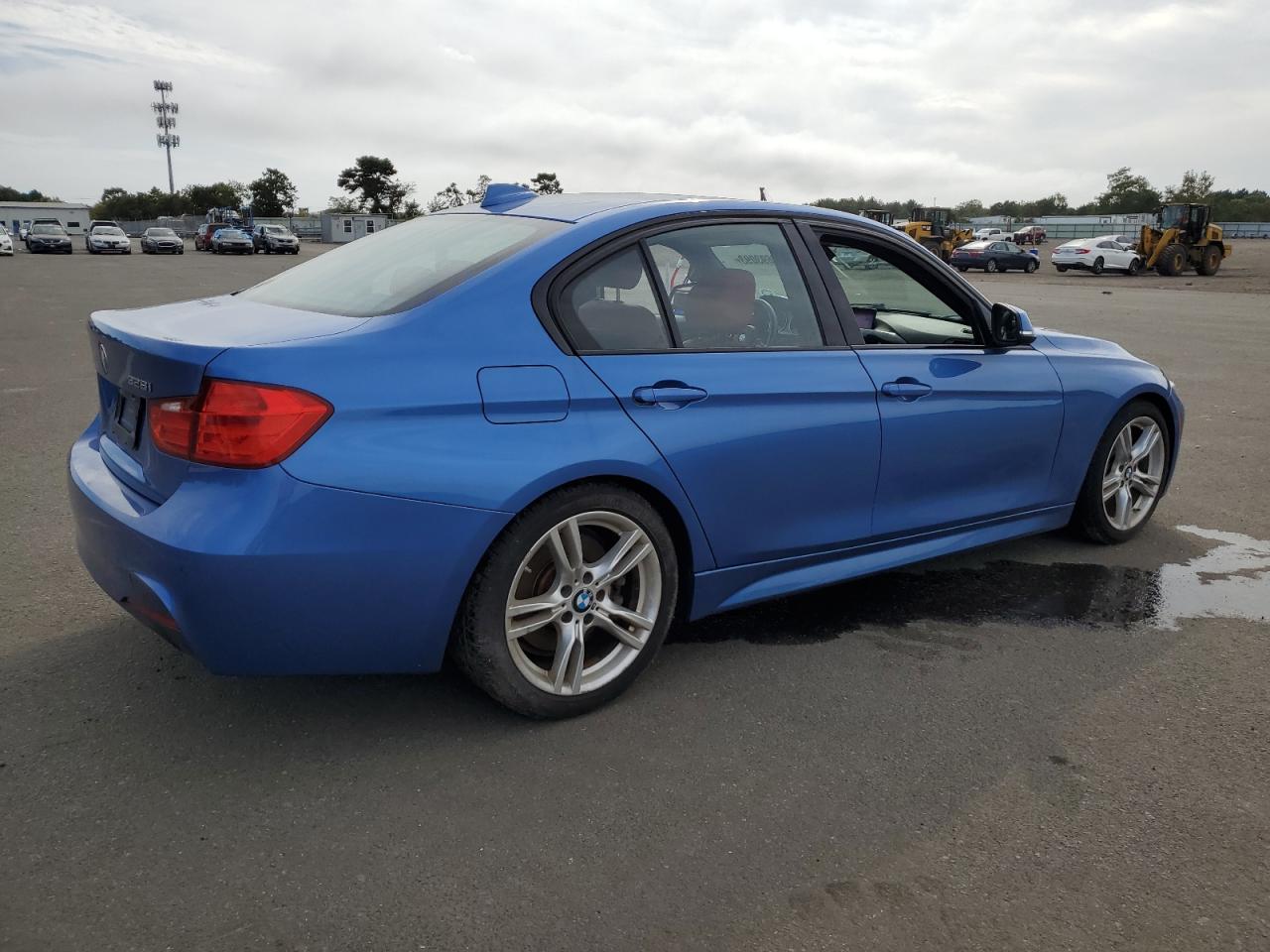 Image 3 of 2015 BMW 328 I SULEV 2015 with VIN WBA3C1C56FK121384