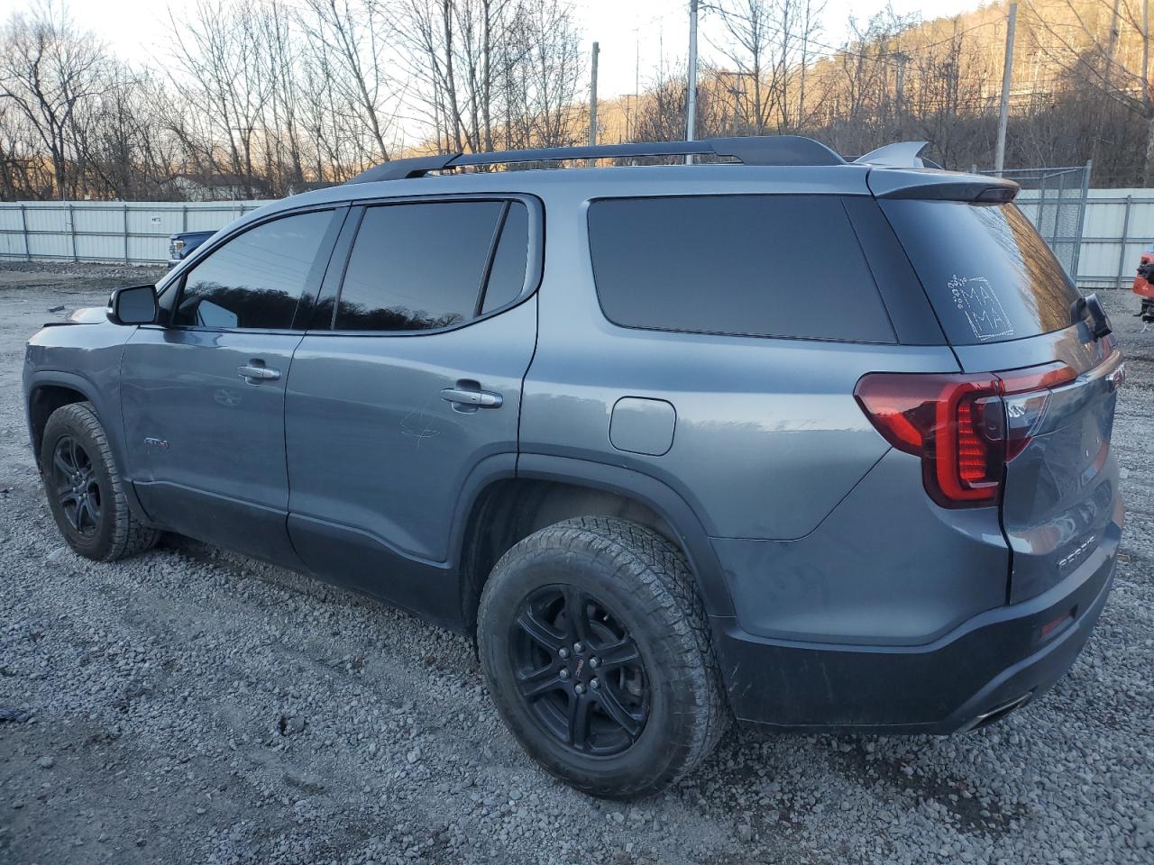 Изображение 2 2020 GMC ACADIA AT4 2020 с VIN 1GKKNLLS8LZ156364