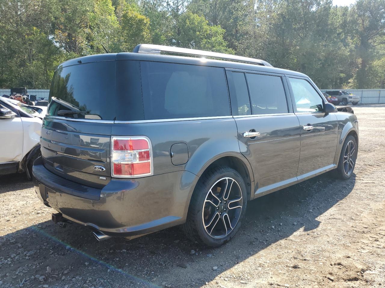 Image 3 of 2015 FORD FLEX SEL 2015 with VIN 2FMHK6C82FBA17225