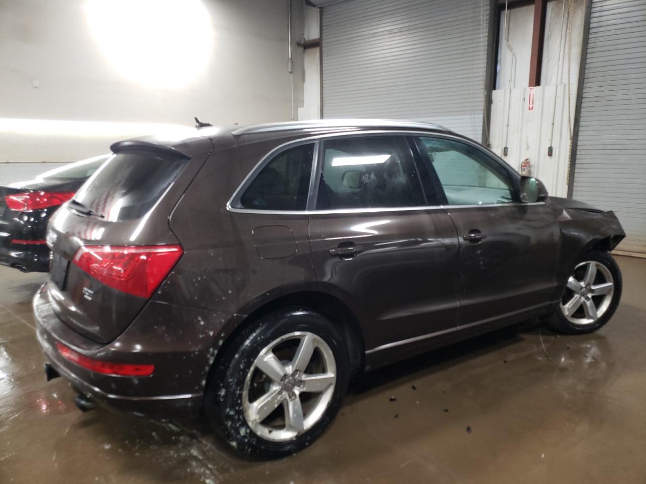 Изображение 3 2012 AUDI Q5 PREMIUM PLUS 2012 с VIN WA1LFAFP9CA089565