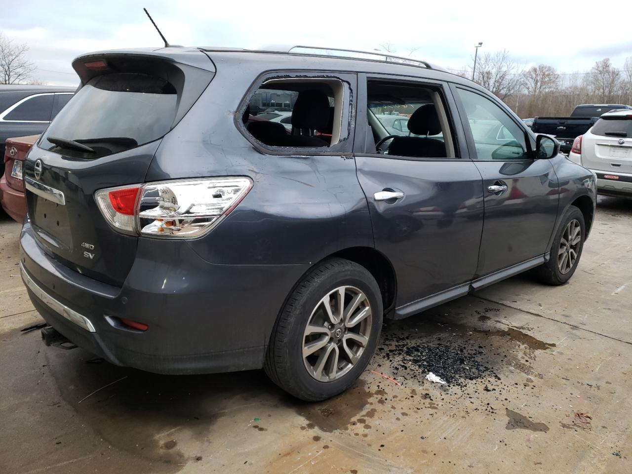Изображение 3 2013 NISSAN PATHFINDER S 2013 с VIN 5N1AR2MM2DC664643