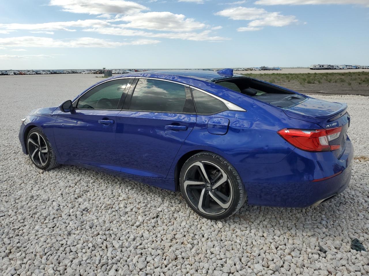 Obraz 2 z 2019 HONDA ACCORD SPORT 2019 z VIN 1HGCV2F35KA034476