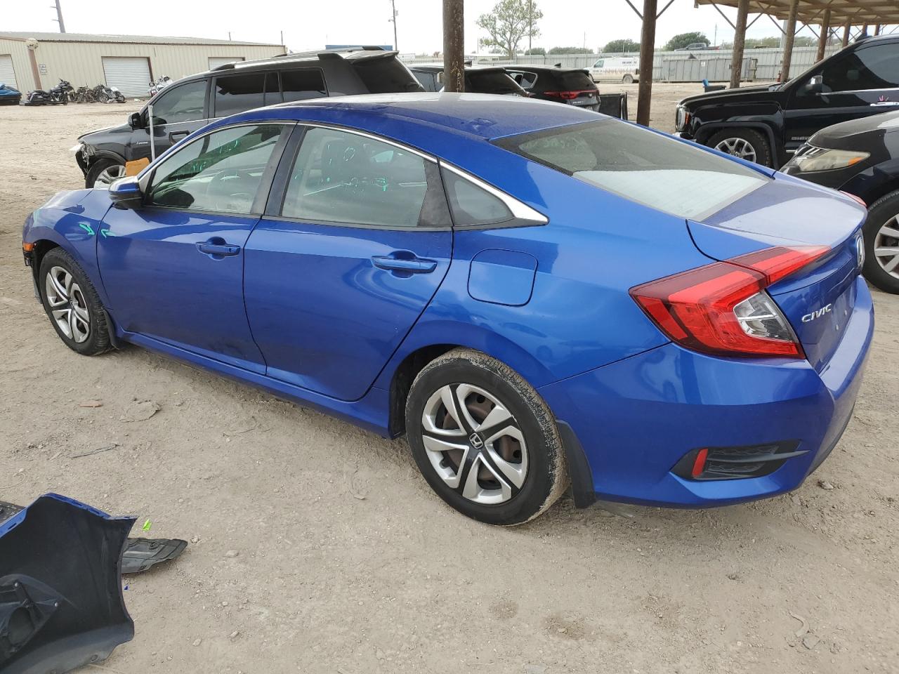 Изображение 2 2018 HONDA CIVIC LX 2018 с VIN 2HGFC2F57JH506231