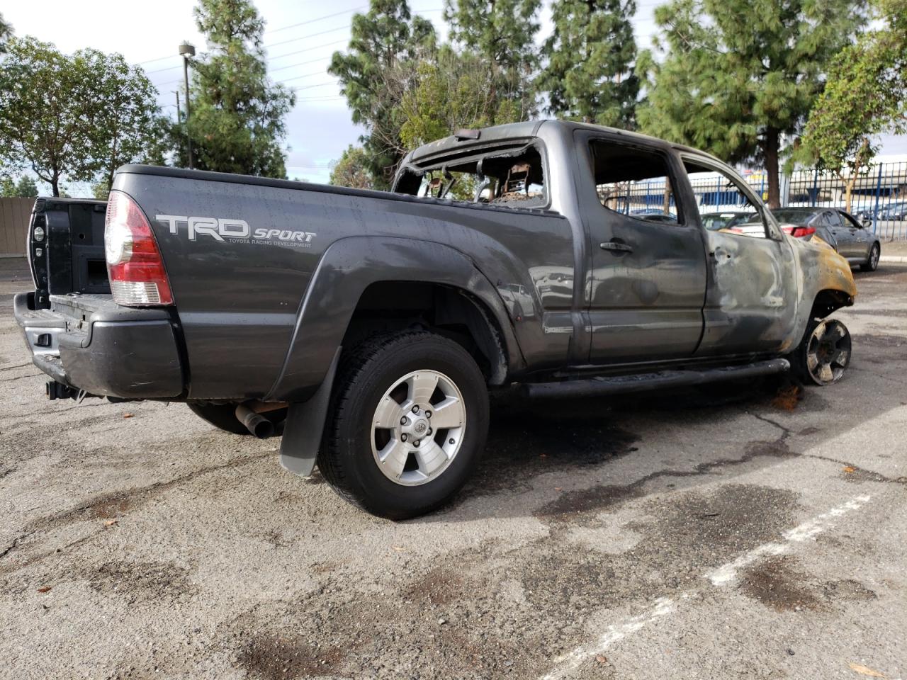 Image 3 of 2014 TOYOTA TACOMA DOUBLE CAB PRERUNNER LONG BED 2014 with VIN 3TMKU4HN4EM041322