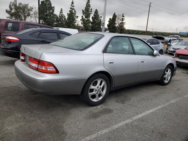 Image 3 of 2001 LEXUS ES 300 2001 with VIN JT8BF28G110332436