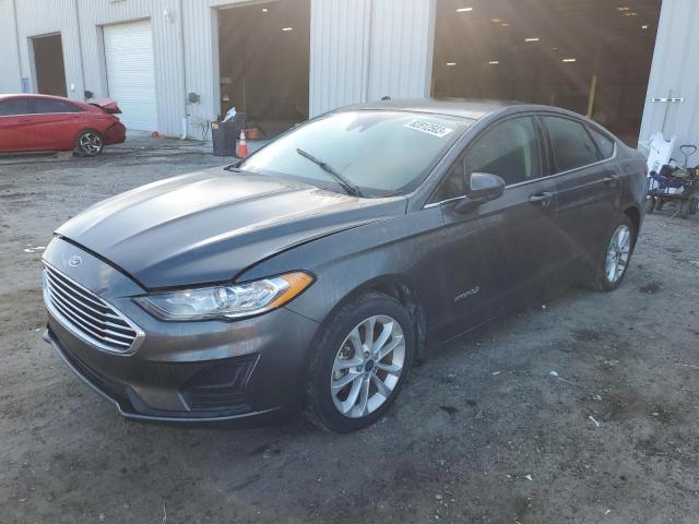 Image 1 of 2019 FORD FUSION SE 2019 with VIN 3FA6P0LU0KR210739