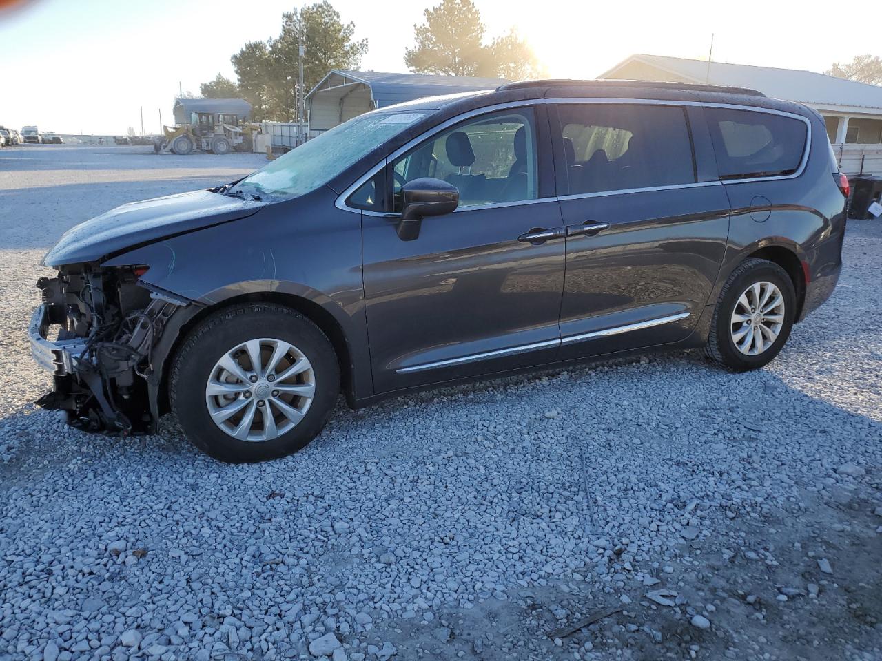 2017 CHRYSLER PACIFICA TOURING L 2017 image