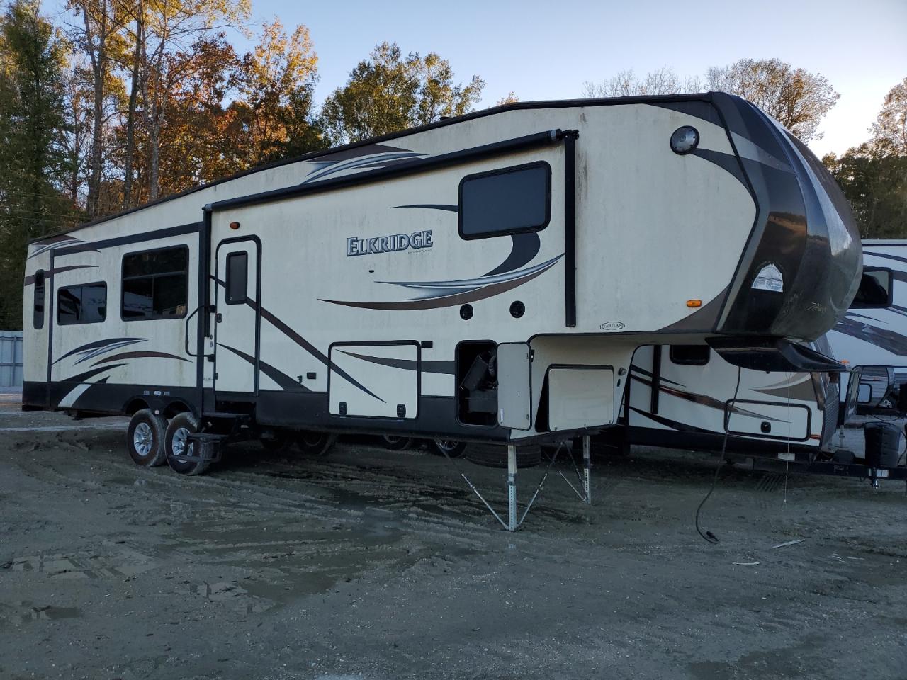 Изображение 1 2015 HEART LAND ELKRIDGE 2015 с VIN 5SFRG3726FE285923